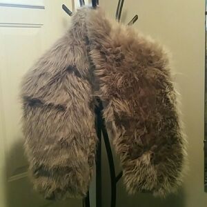 Faux fur russian royale collar.